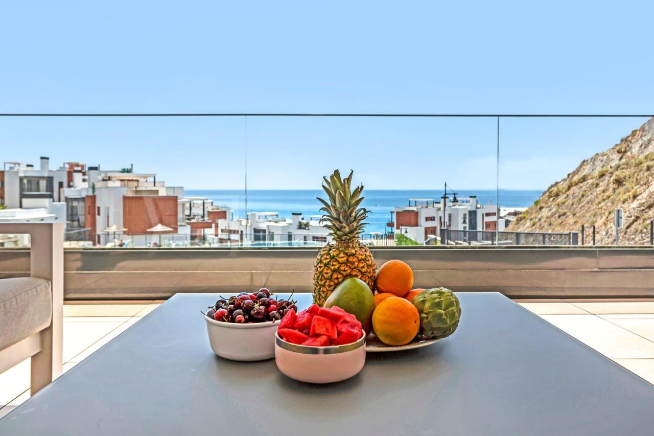 Blue Lady By The Sea Apartment Фуeнхирола Екстериор снимка