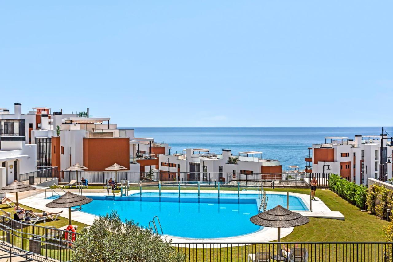 Blue Lady By The Sea Apartment Фуeнхирола Екстериор снимка