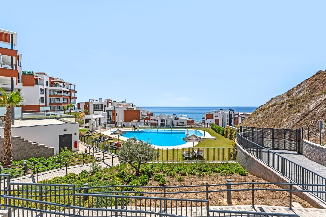 Blue Lady By The Sea Apartment Фуeнхирола Екстериор снимка