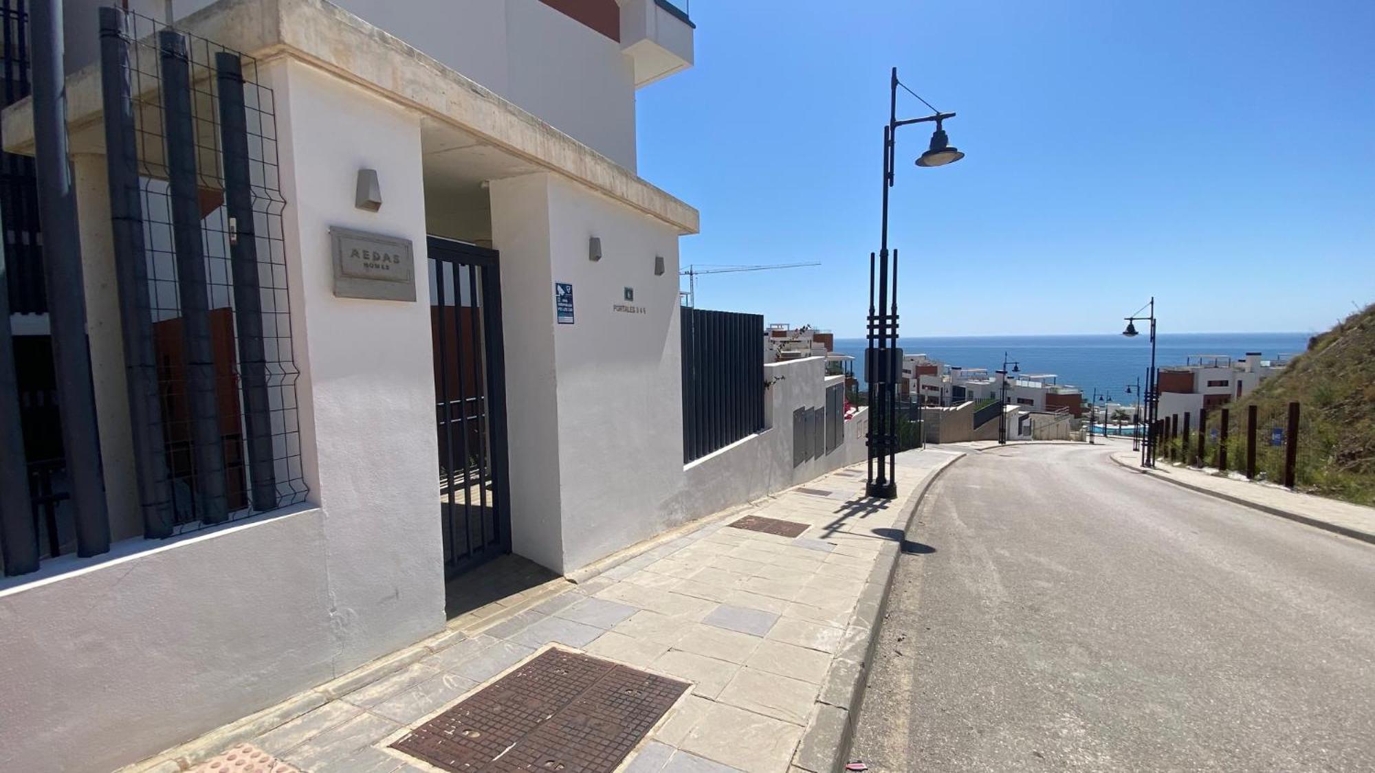 Blue Lady By The Sea Apartment Фуeнхирола Екстериор снимка